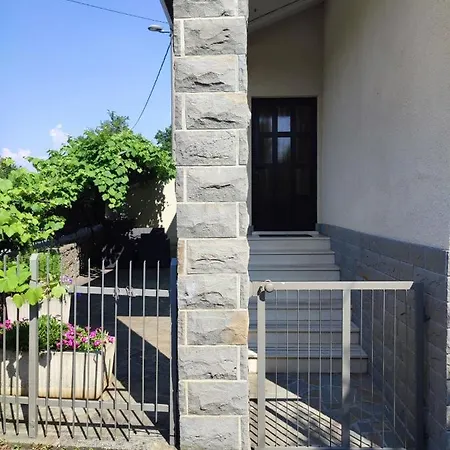 Fragola Apartmán